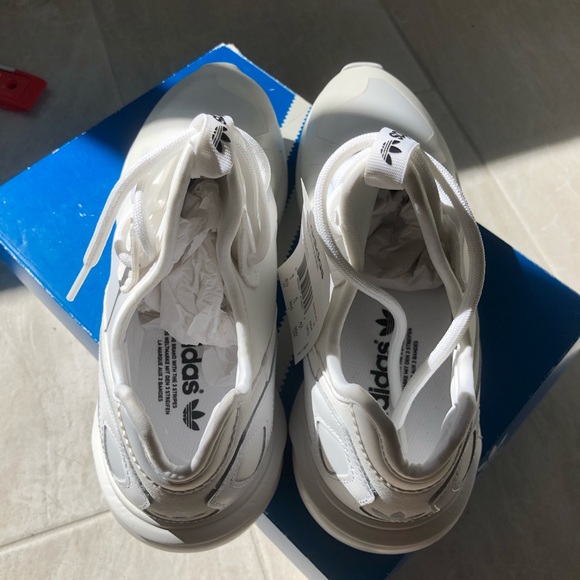 *Sold*Adidas Tubular Runners - Picture 4 of 6